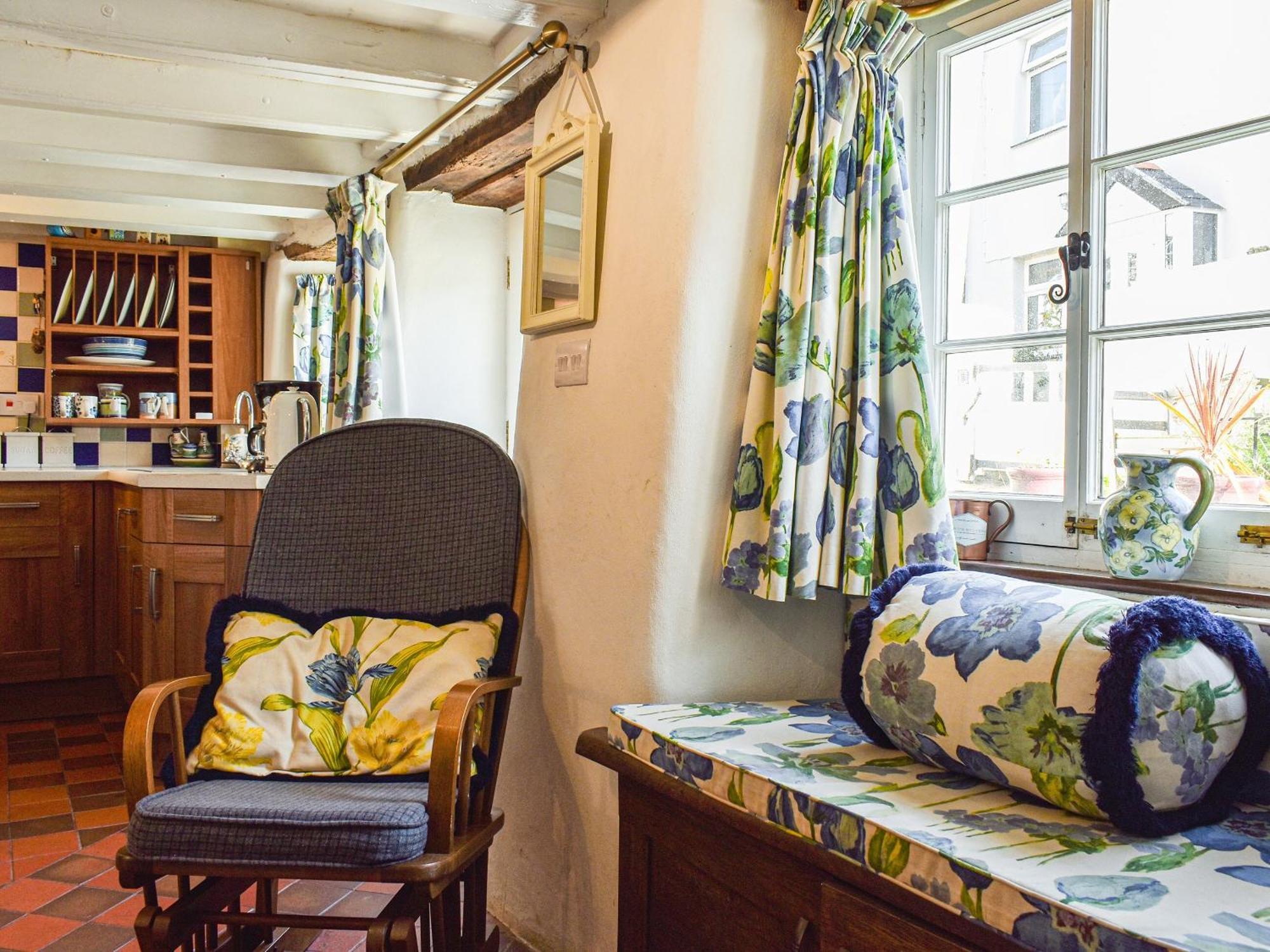 The Cottage Hartland Bagian luar foto